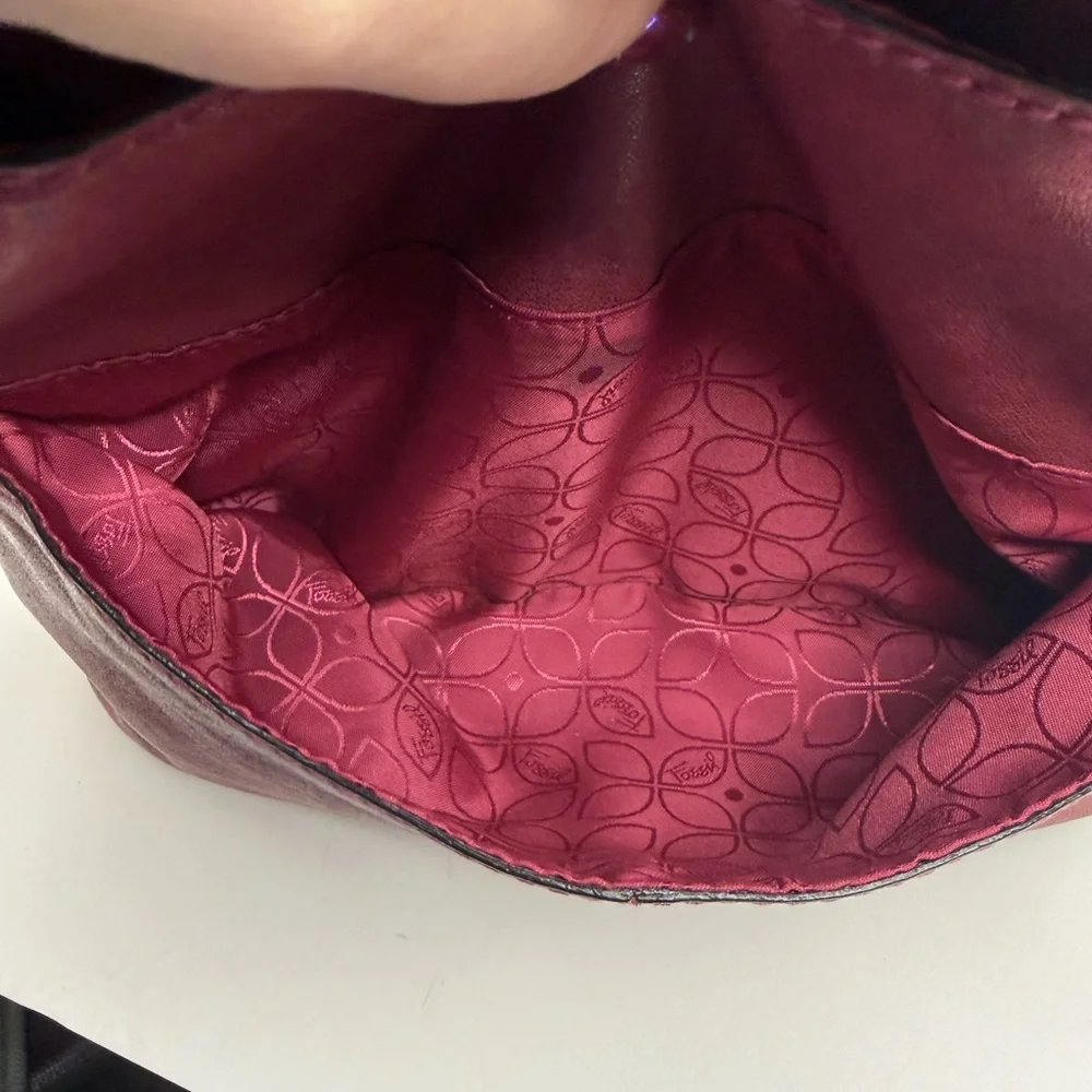 Fossil Red Leather Shoulder Bag Key Charm Vintage Distressed Hobo Purse